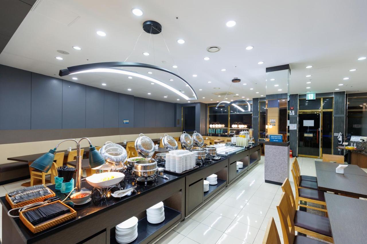 Benikea Hotel Jeju Exterior foto